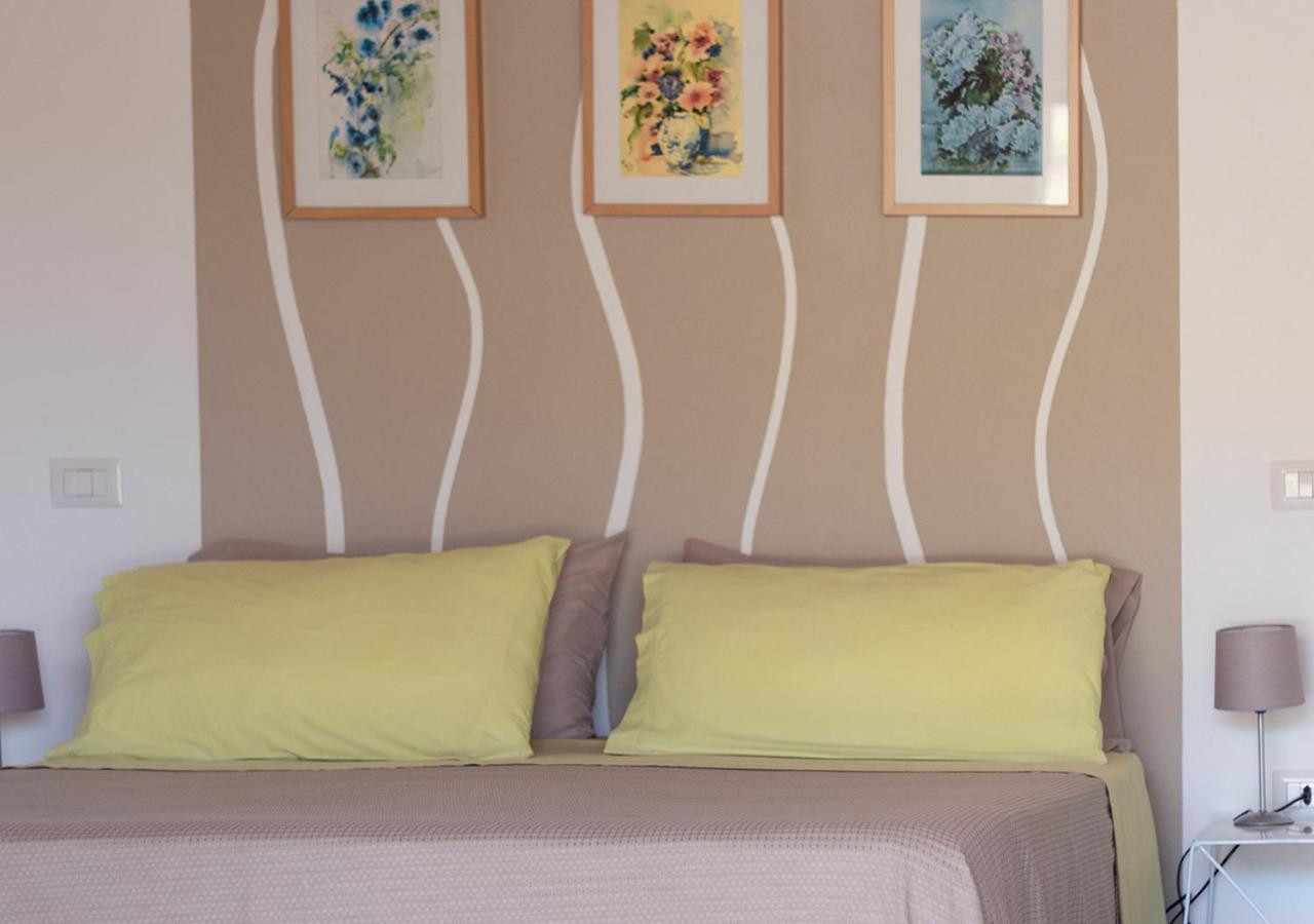 Sa Guardia De Ferricci Bed and Breakfast Solanas  Εξωτερικό φωτογραφία