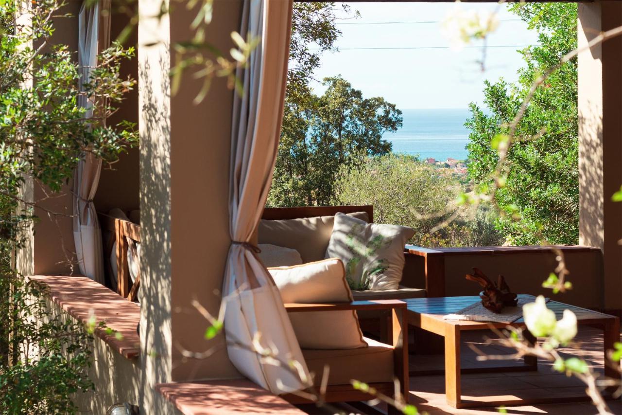 Sa Guardia De Ferricci Bed and Breakfast Solanas  Εξωτερικό φωτογραφία