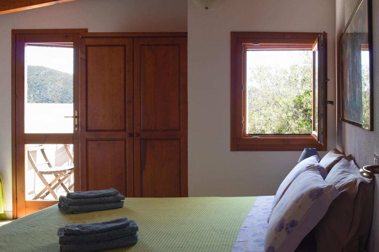 Sa Guardia De Ferricci Bed and Breakfast Solanas  Εξωτερικό φωτογραφία