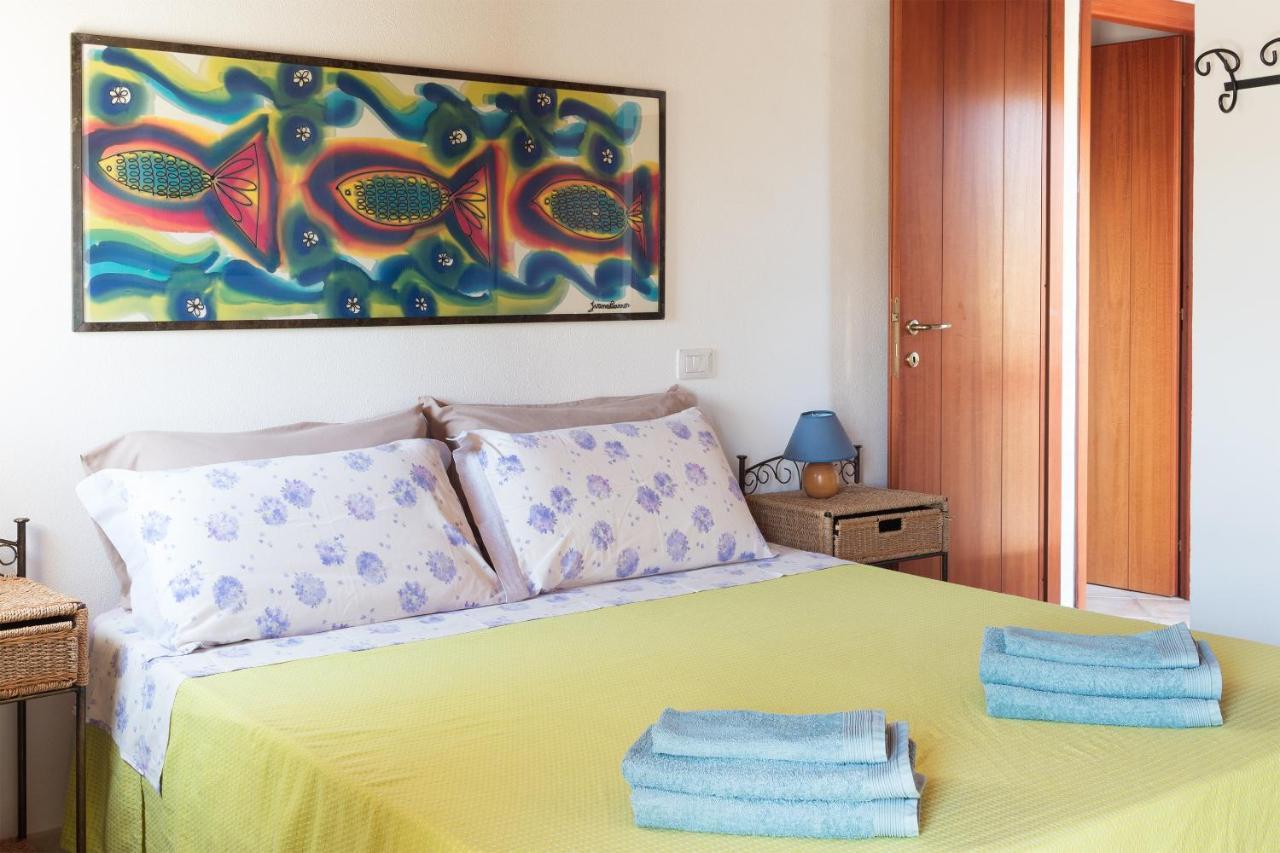 Sa Guardia De Ferricci Bed and Breakfast Solanas  Εξωτερικό φωτογραφία