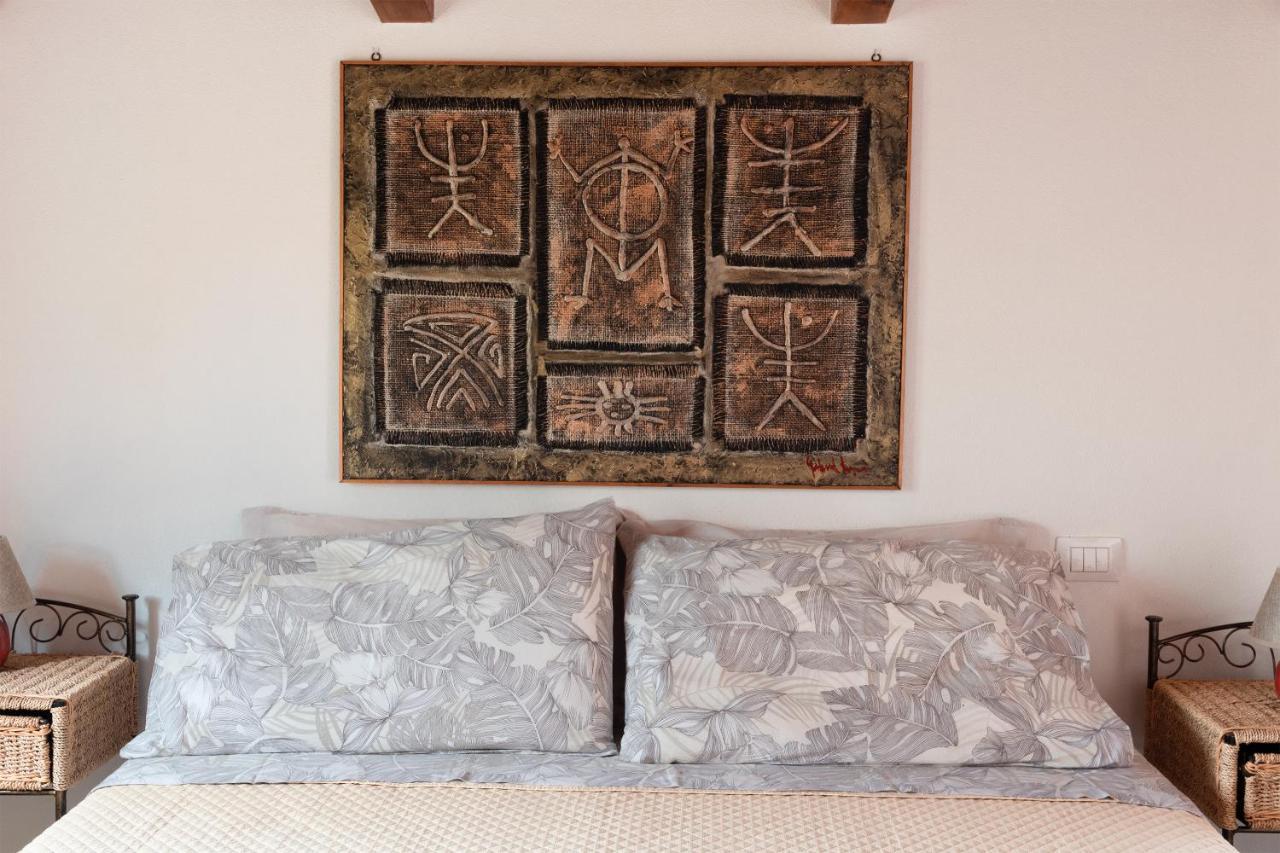Sa Guardia De Ferricci Bed and Breakfast Solanas  Εξωτερικό φωτογραφία