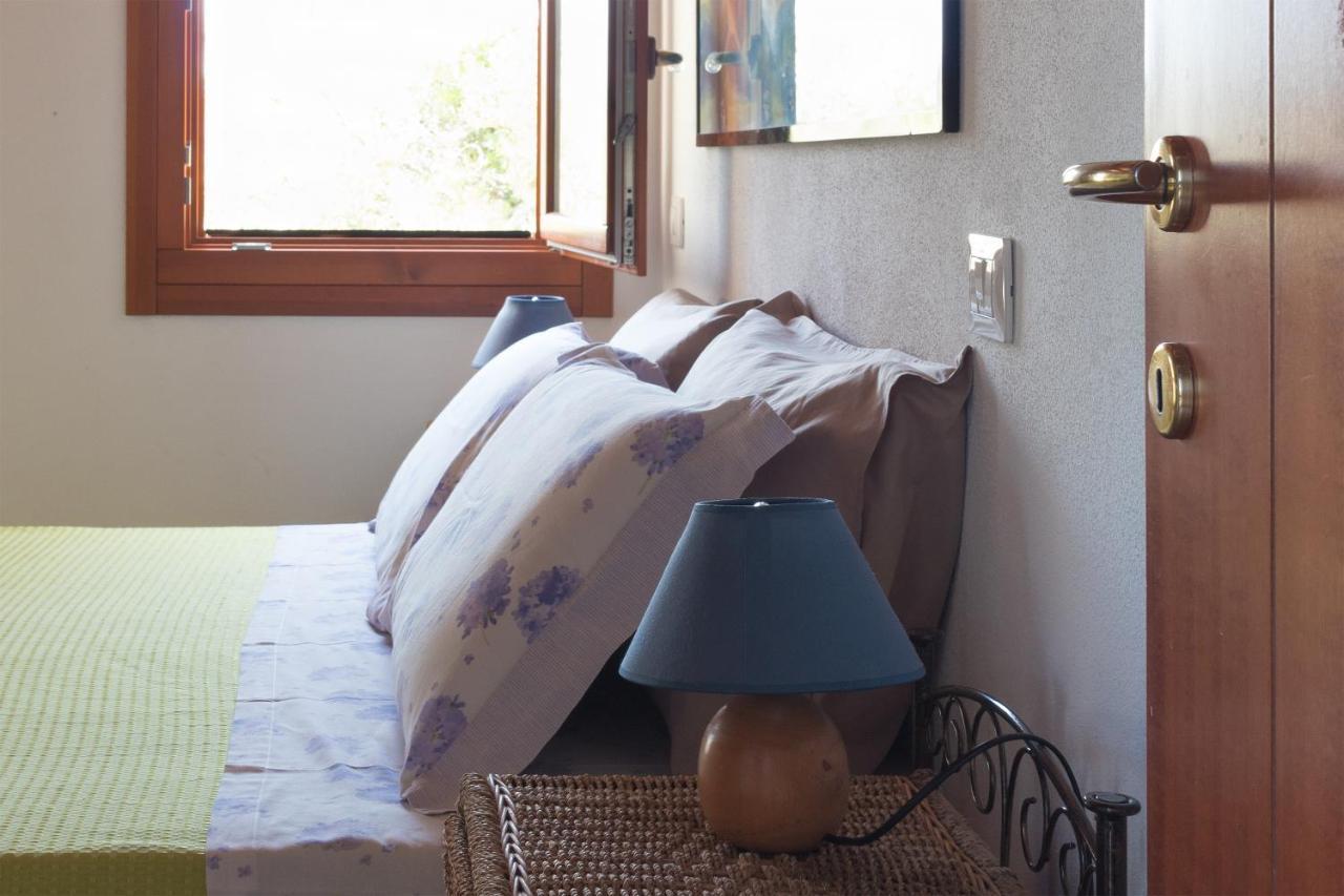 Sa Guardia De Ferricci Bed and Breakfast Solanas  Εξωτερικό φωτογραφία