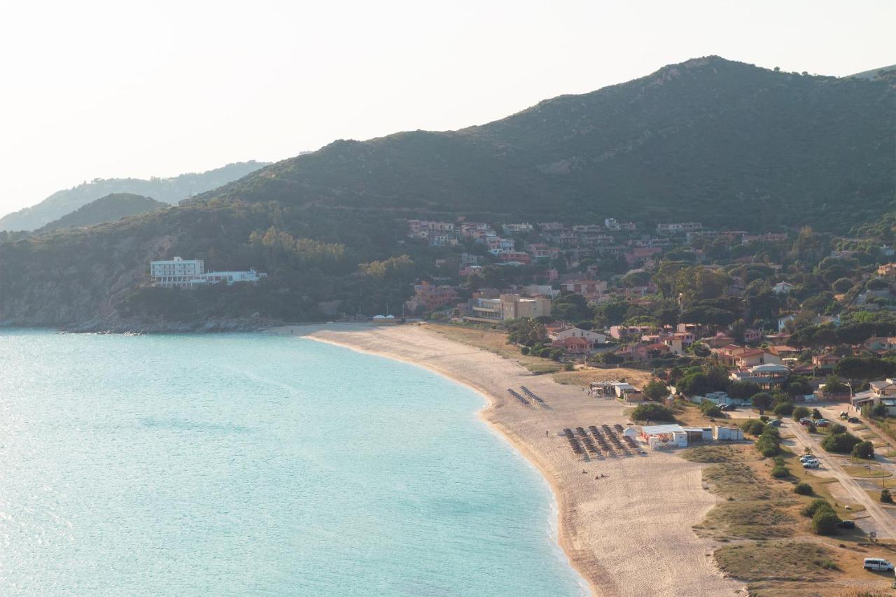 Sa Guardia De Ferricci Bed and Breakfast Solanas  Εξωτερικό φωτογραφία