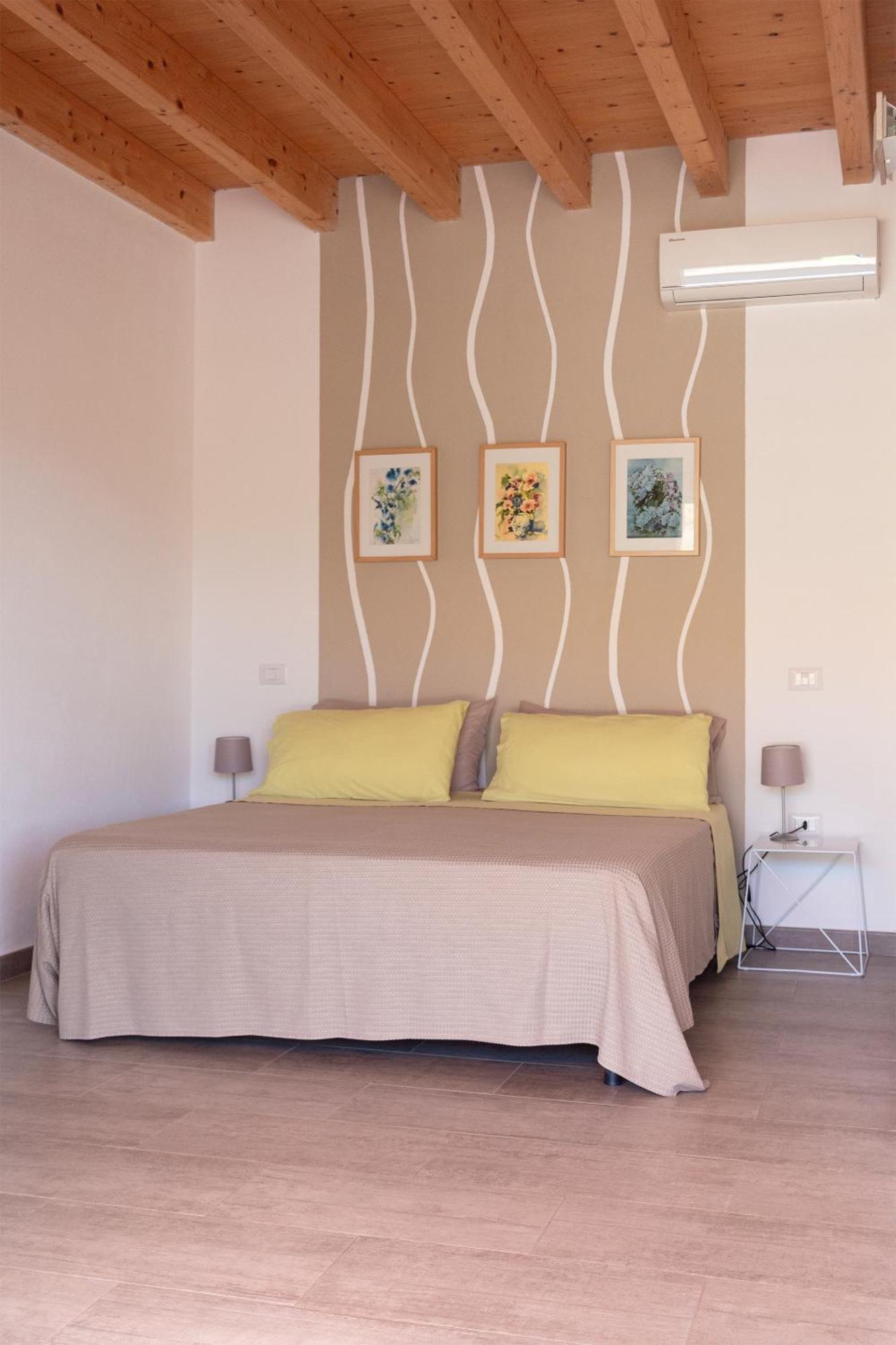 Sa Guardia De Ferricci Bed and Breakfast Solanas  Εξωτερικό φωτογραφία