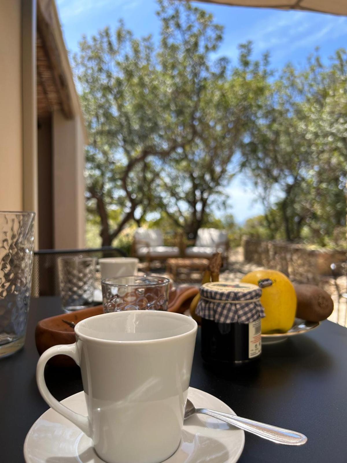 Sa Guardia De Ferricci Bed and Breakfast Solanas  Εξωτερικό φωτογραφία
